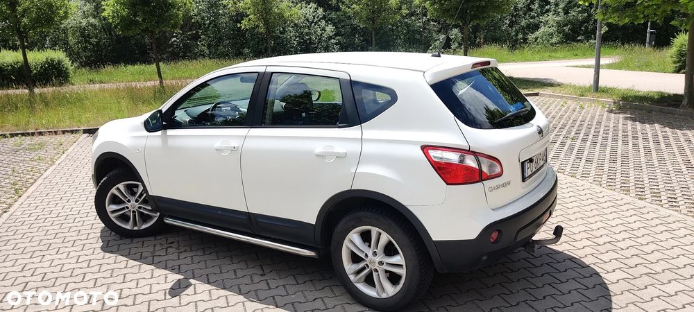 Nissan Qashqai - 4