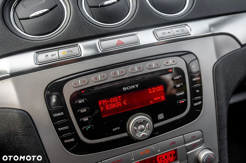 Ford S-Max 2.0 TDCi Titanium - 25