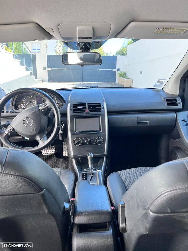 Mercedes-Benz B 180 CDi Autotronic - 6