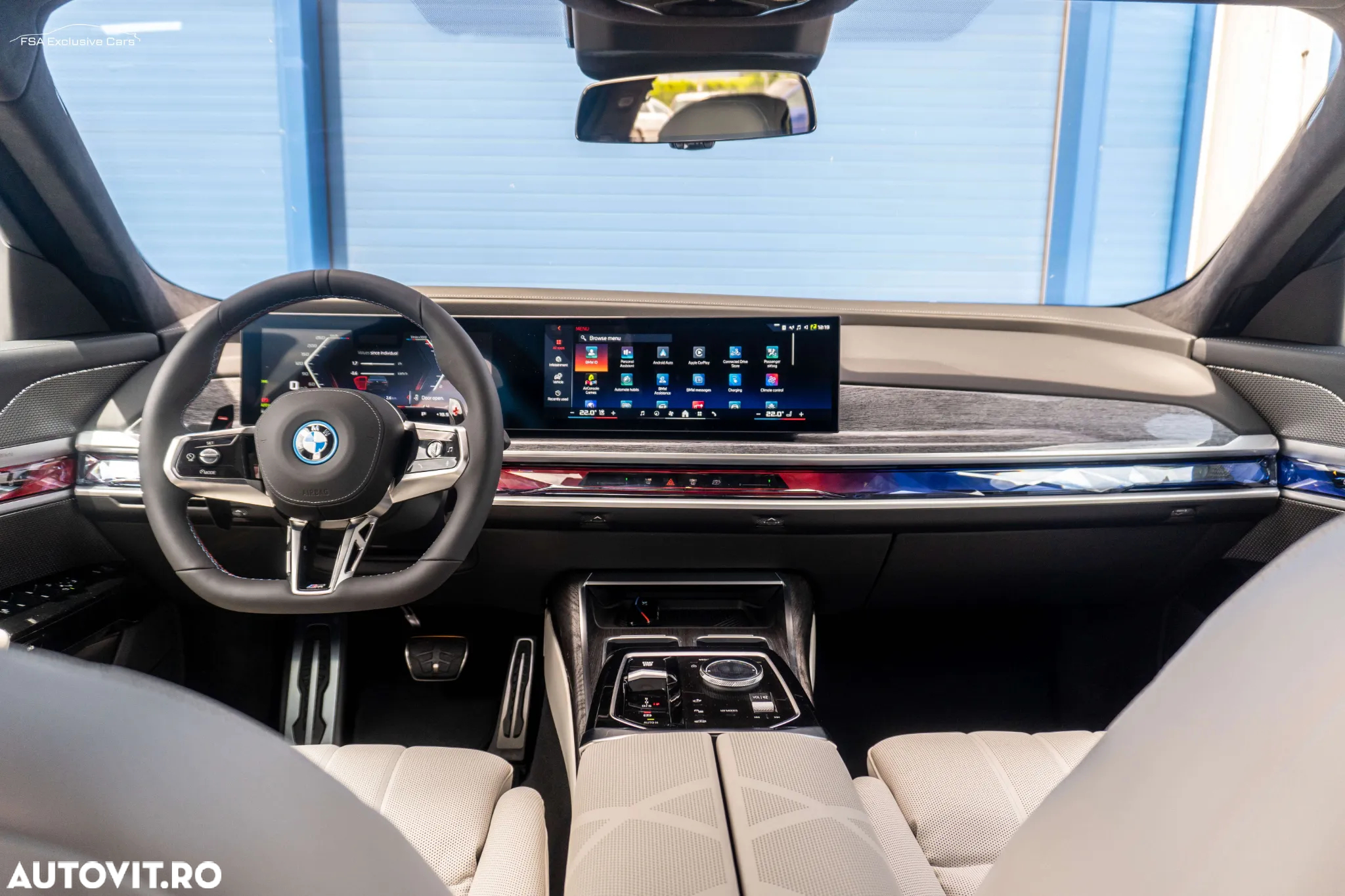 BMW M7 M760e xDrive - 24