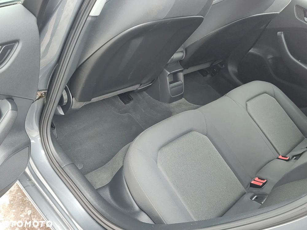 Audi A3 Sportback - 16