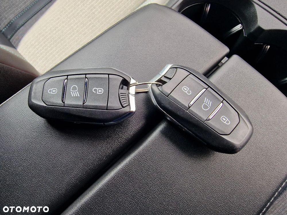 Peugeot 3008 BlueHDi 130 Stop & Start EAT8 Allure - 38