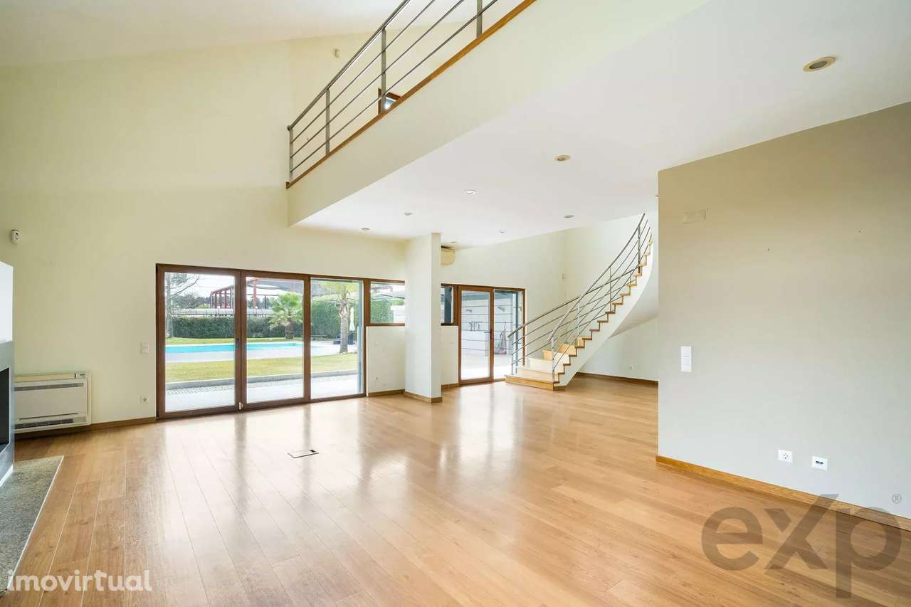 Villa de Exceção T6 com piscina — Verdizela, Setúbal - Grande imagem: 5/30