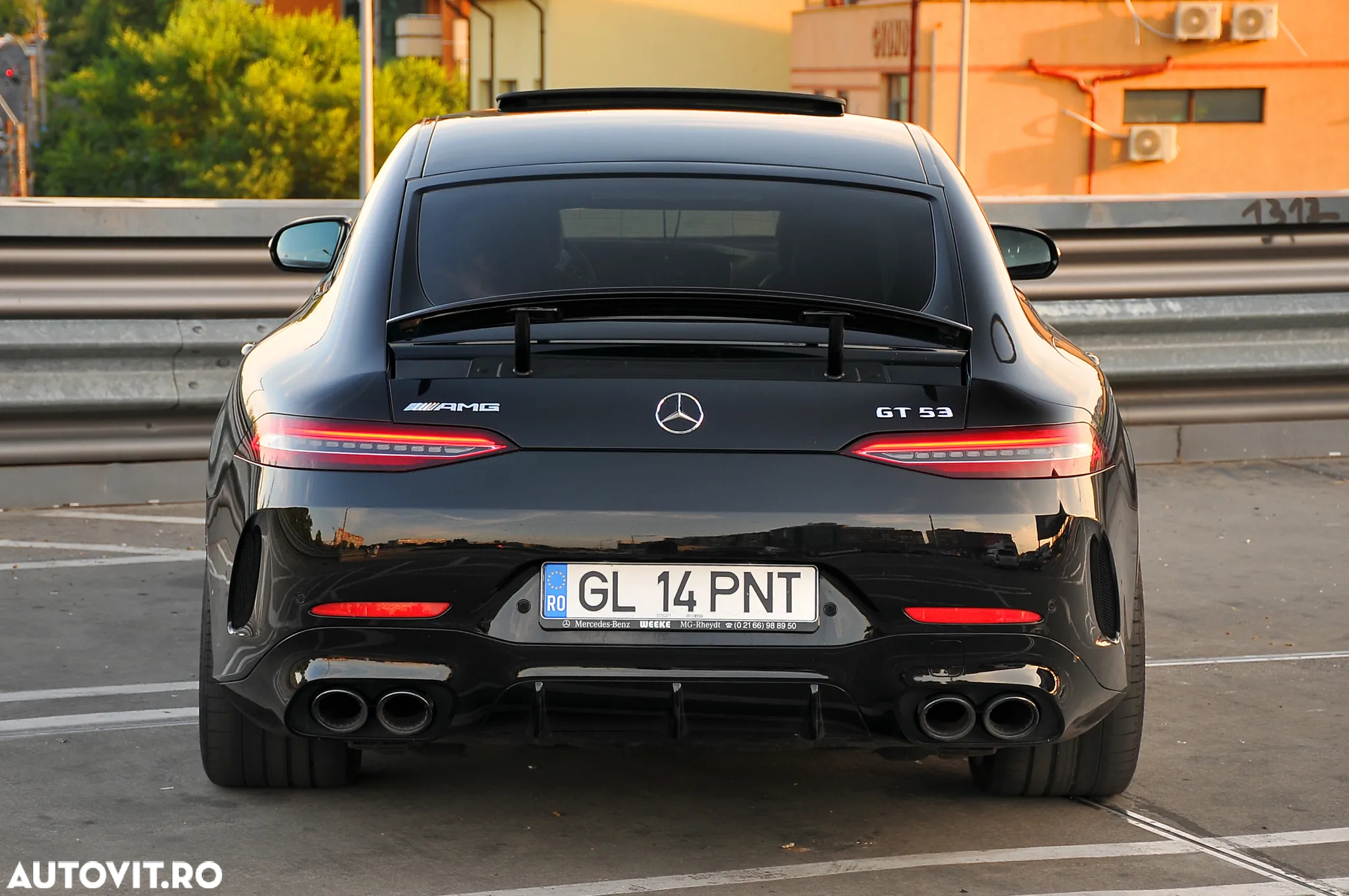 Mercedes-Benz AMG GT 53 4MATIC+ MHEV - 14