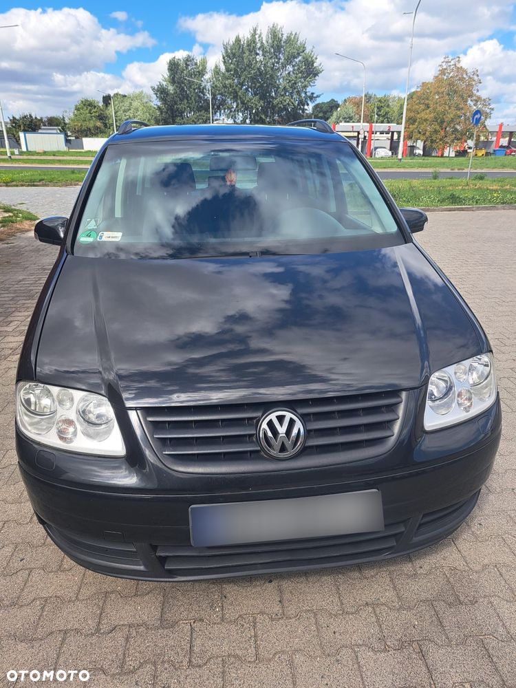 Volkswagen Touran 1.9 TDI Highline - 1