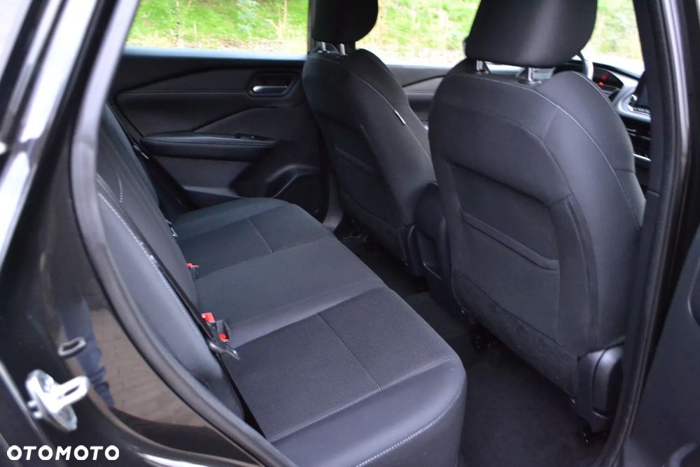 Nissan Qashqai 1.3 DIG-T N-Connecta DCT - 10