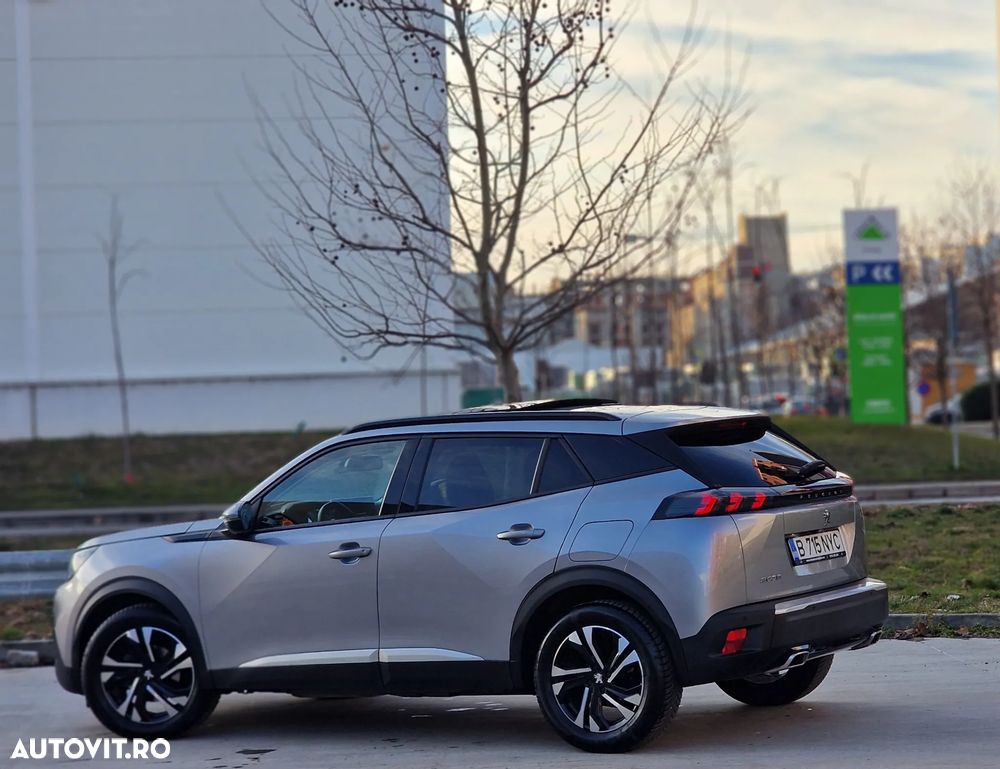 Peugeot 2008 PureTech 130 Allure Pack - 11