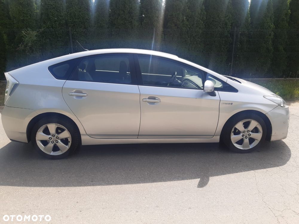Toyota Prius - 8