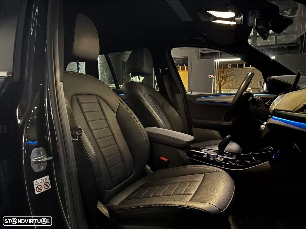 BMW iX3 Inspiring - 32