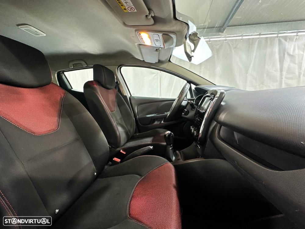 Renault Clio (Energy) dCi 90 Bose Edition - 28