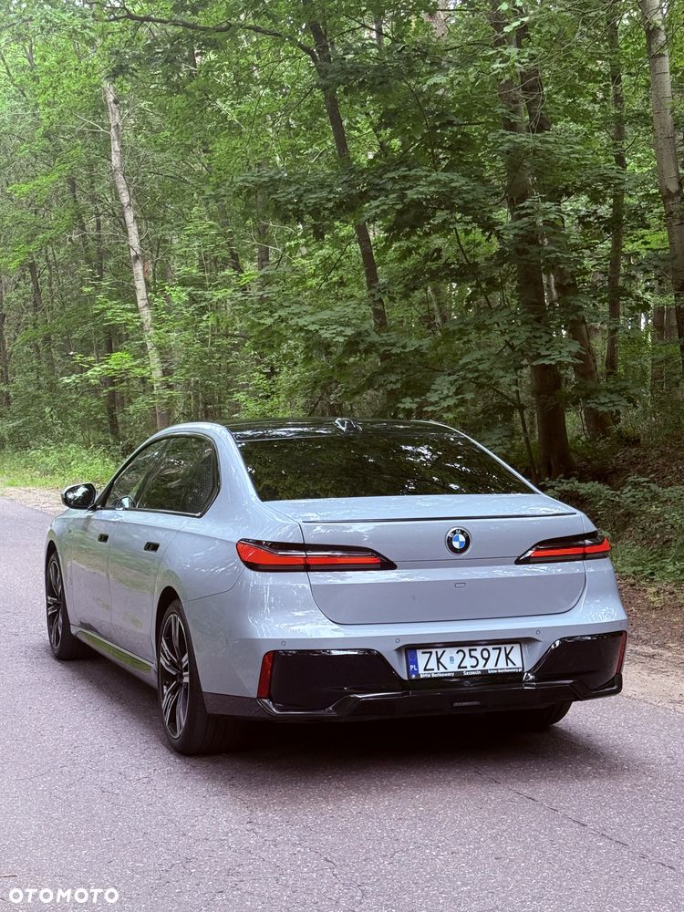 BMW Seria 7 - 5