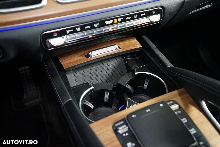 Mercedes-Benz GLS - 21