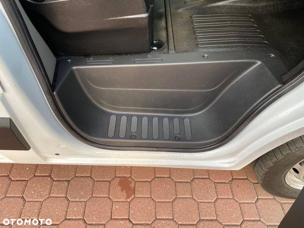 Renault MASTER L2 H2  DCi 180 stan Bardzo dobry ,gotowy do dalszego użytkowania - 10
