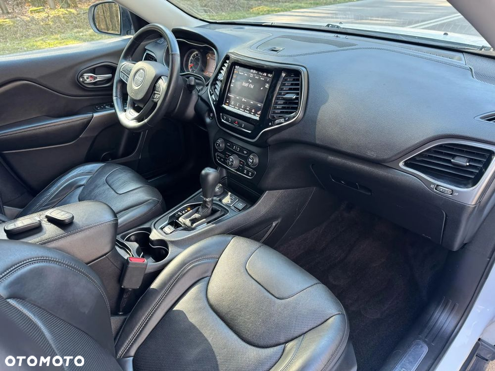 Jeep Cherokee 2.0 GME Active Drive I Limited - 12