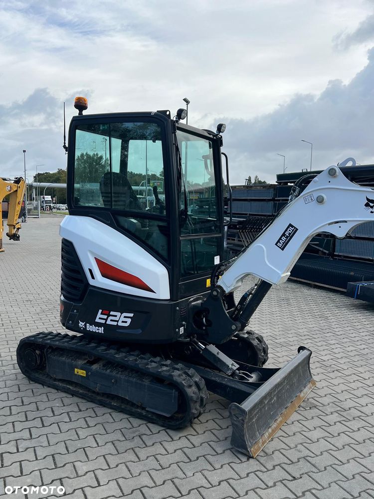 Bobcat E26 - 5