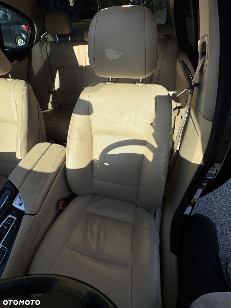 BMW Seria 5 530d - 32