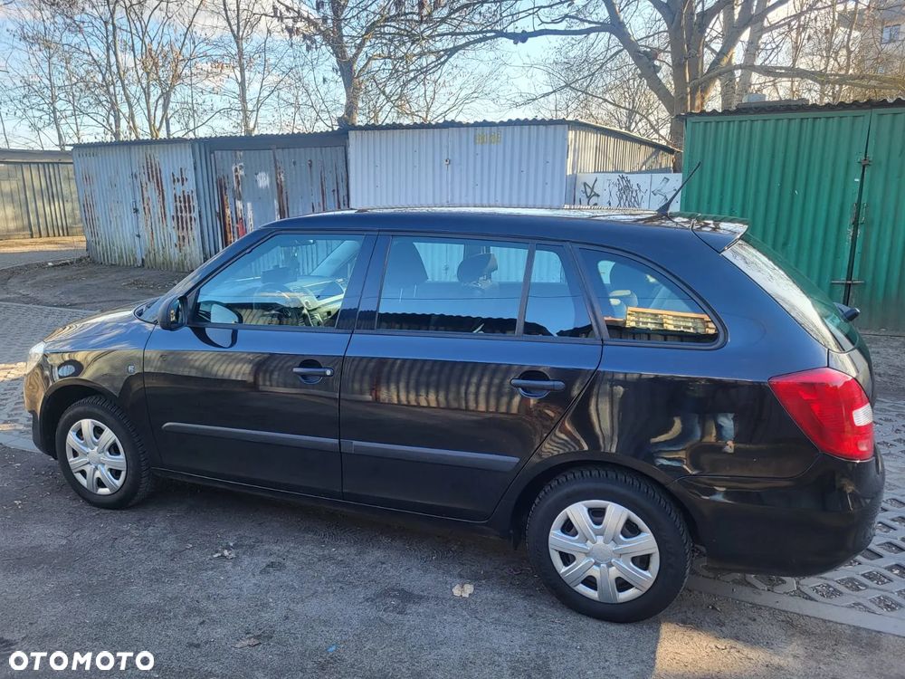 Skoda Fabia 1.2 TSI Active - 2