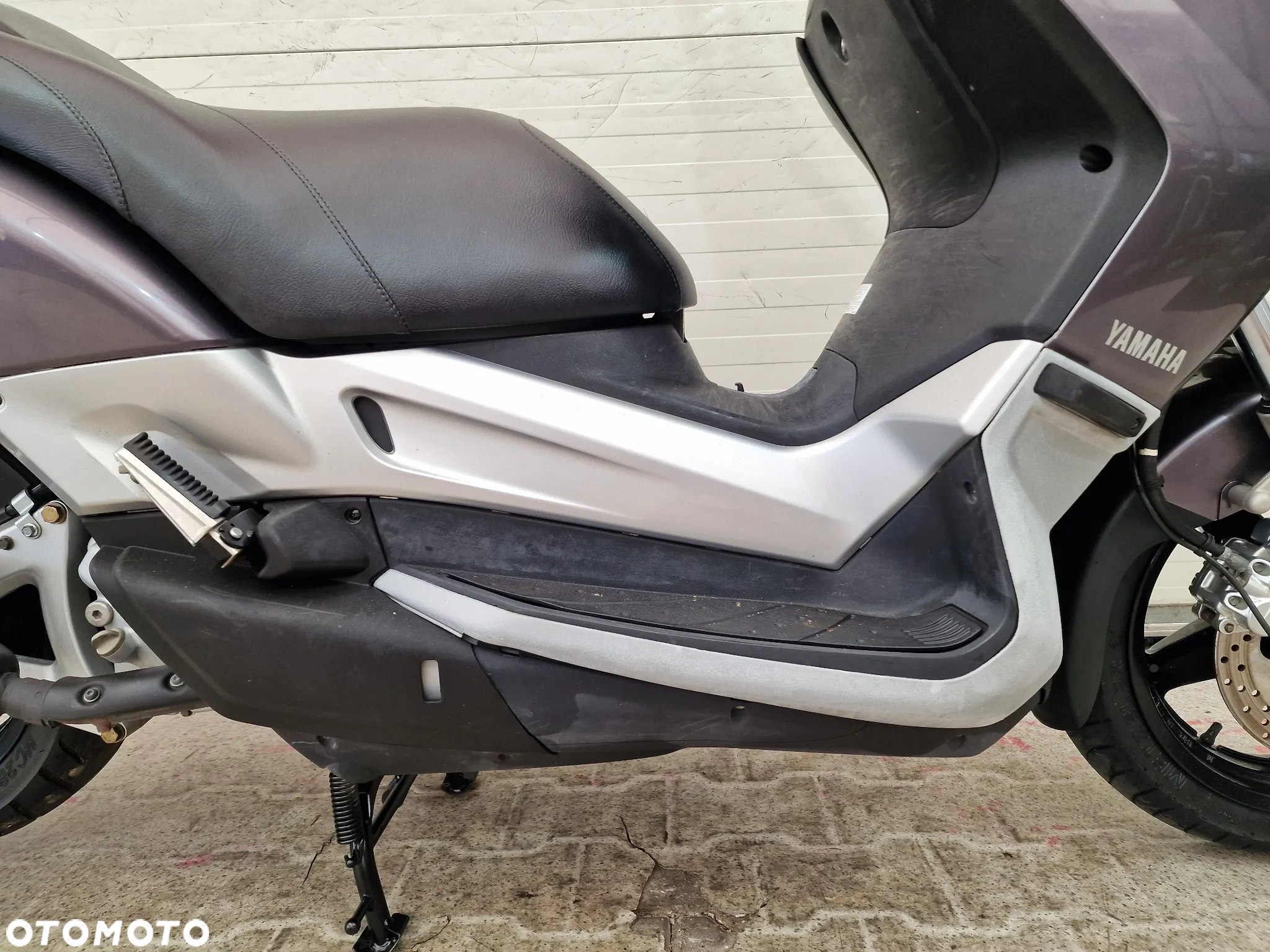 Yamaha X-max - 24