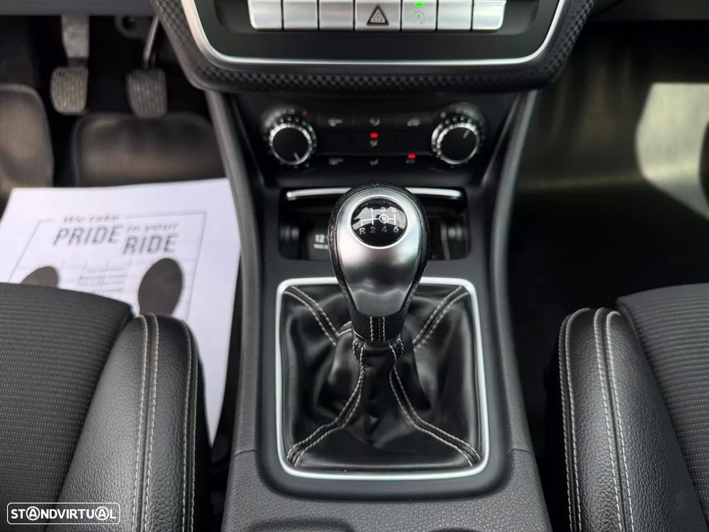 Mercedes-Benz A 180 CDI (BlueEFFICIENCY) Urban - 22