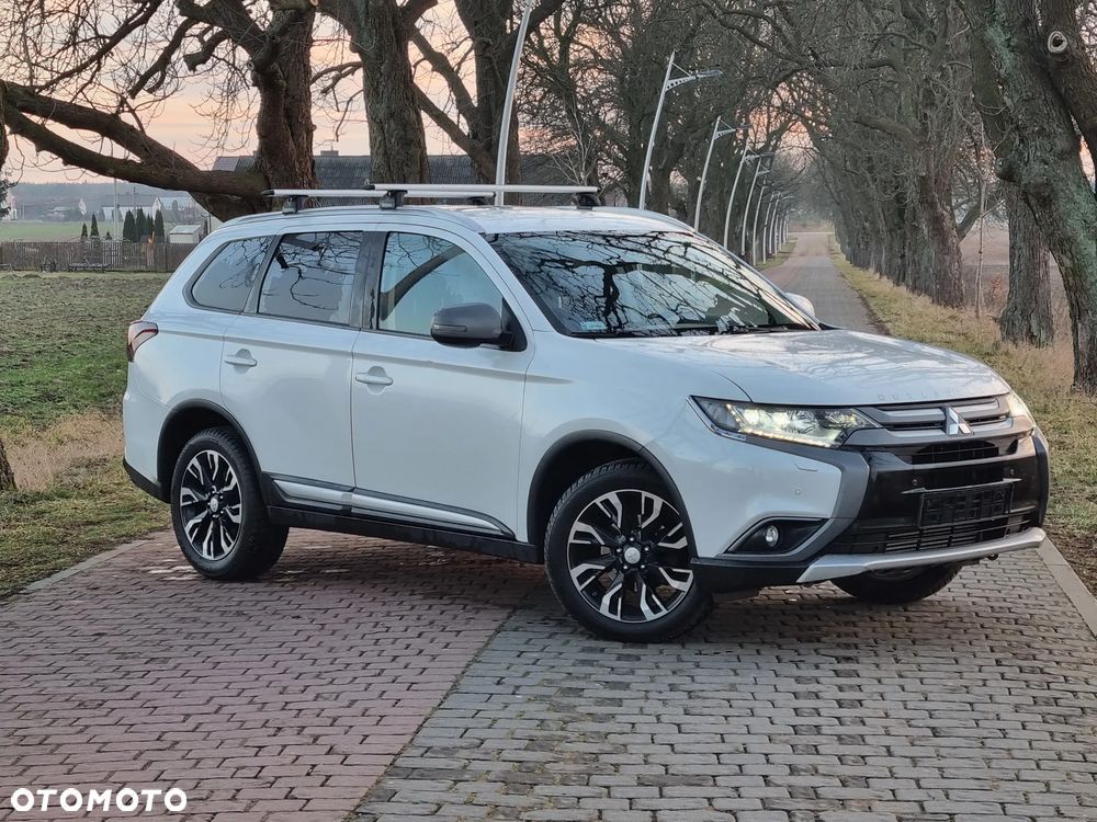 Mitsubishi Outlander 2.2 DI-D Intense + SDA 4WD - 2