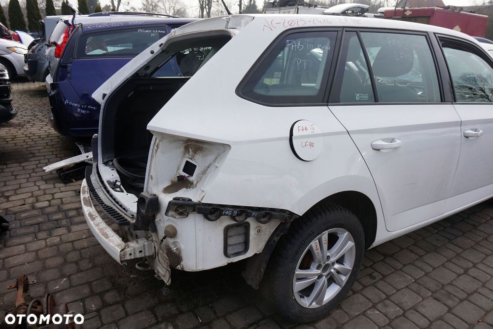 ĆWIARTKA BŁOTNIK TYLNY PRAWY FABIA III NJ5 LIFT KOMBI LF9E  SKODA 2018-2021 - 1