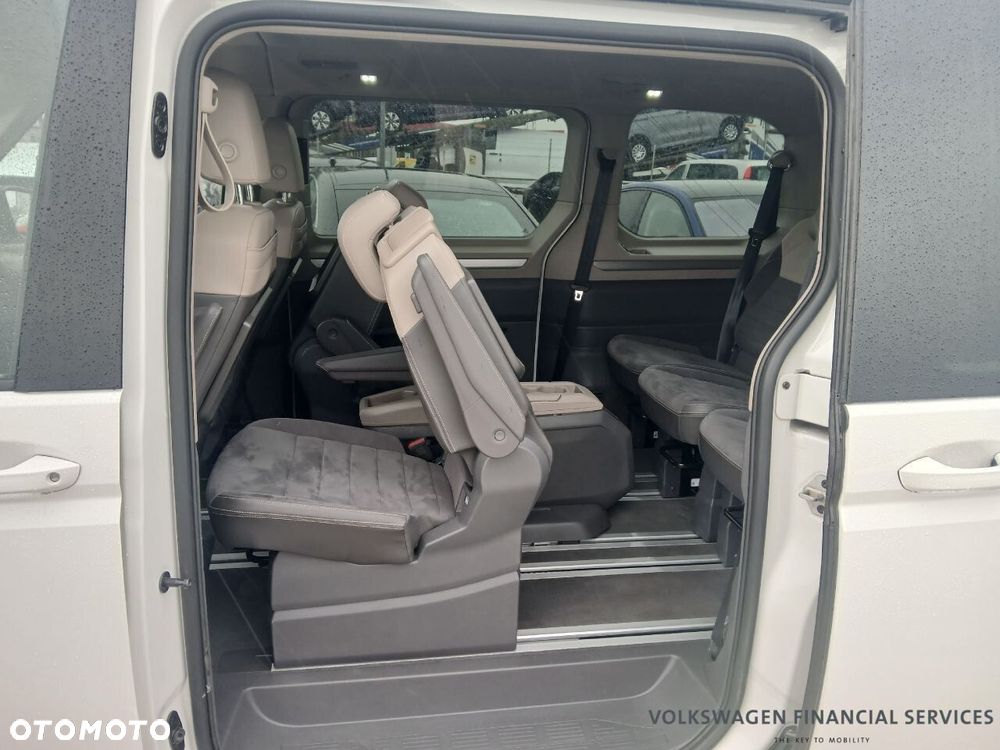 Volkswagen Multivan 2.0 TDI L2 Style DSG - 9