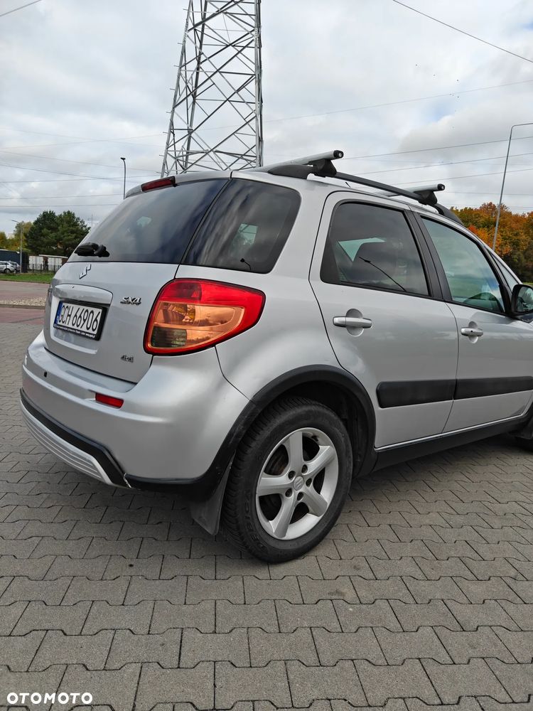 Suzuki SX4 - 8