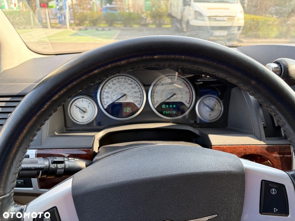 Chrysler Grand Voyager 2.8 CRD Touring - 17