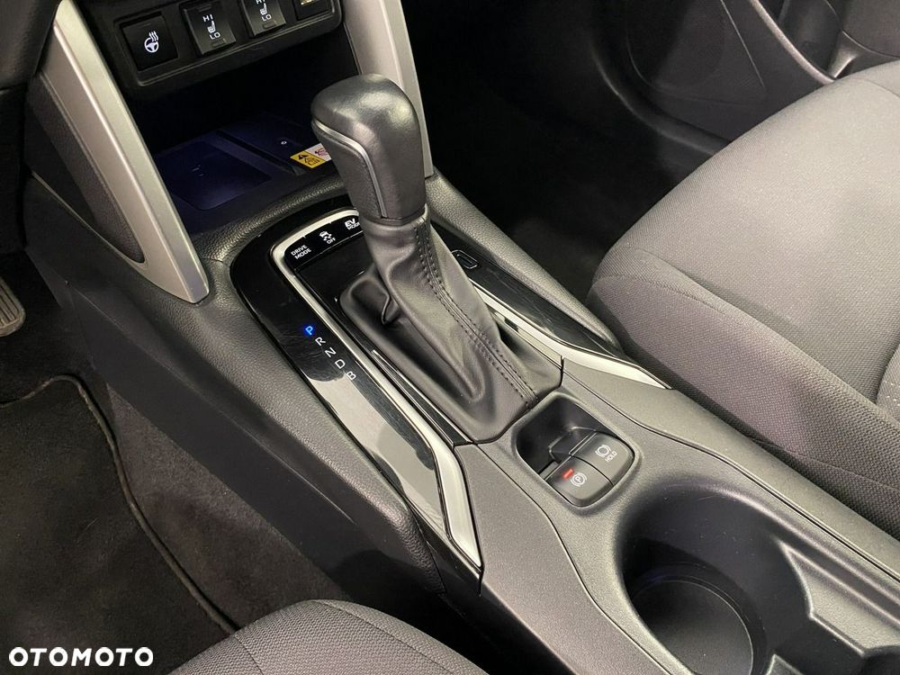 Toyota Corolla Cross - 14