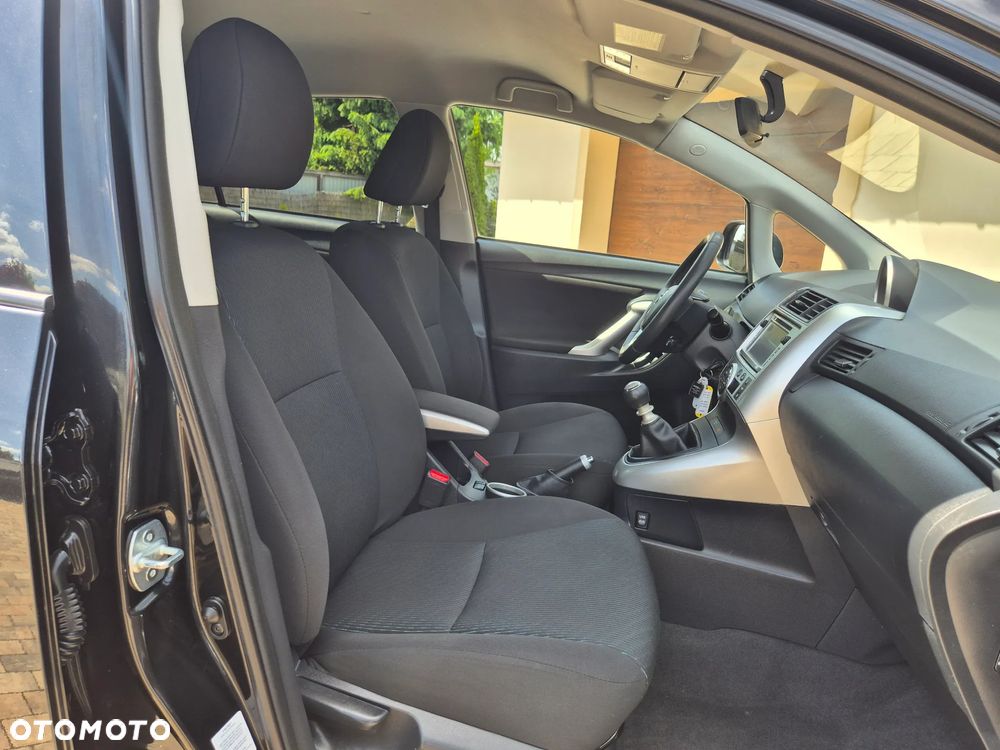 Toyota Verso 1.8 7-Sitzer Executive - 17