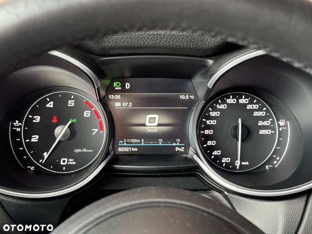 Alfa Romeo Stelvio 2.0 Turbo Veloce TI Q4 - 15