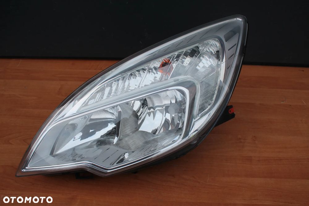 LAMPA LEWA PRZEDNIA LEWY PRZÓD OPEL MERIVA B JASNA 13286612 EUROPA ORYGINAŁ
