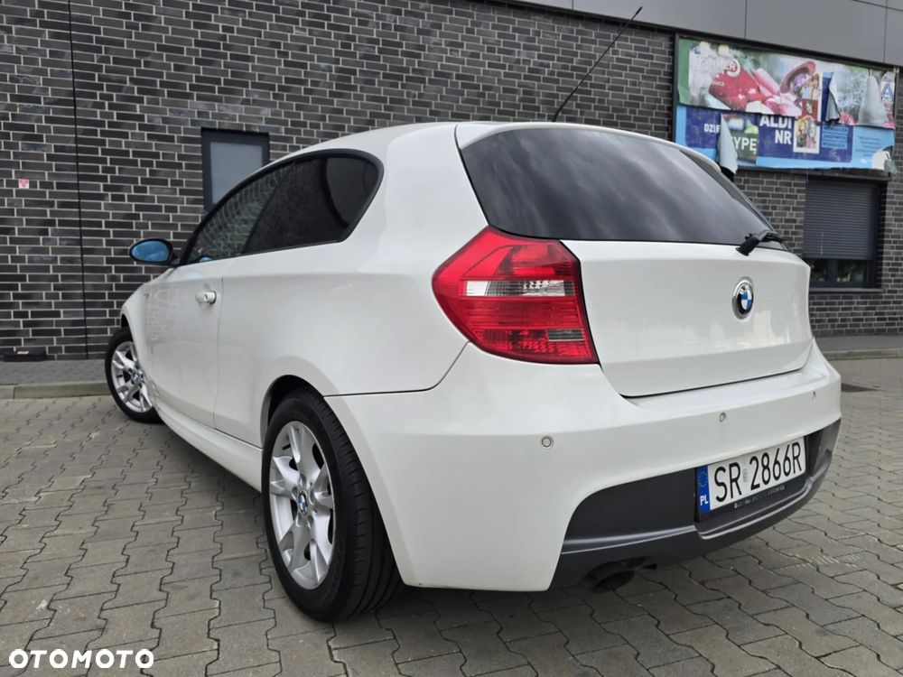 BMW Seria 1 116i - 10