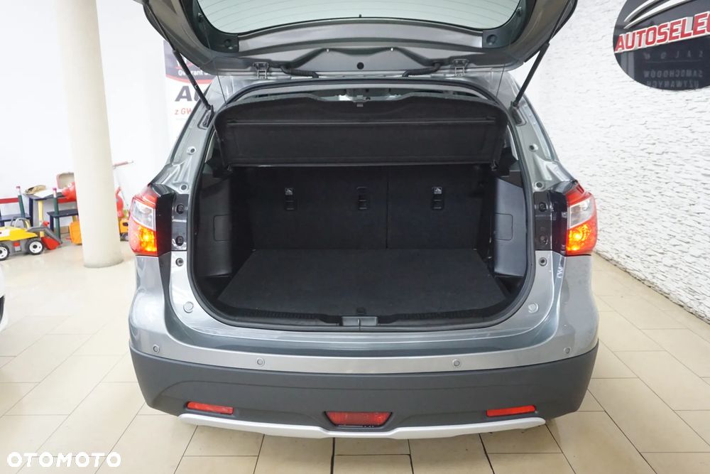 Suzuki SX4 S-Cross 1.6 Comfort - 20