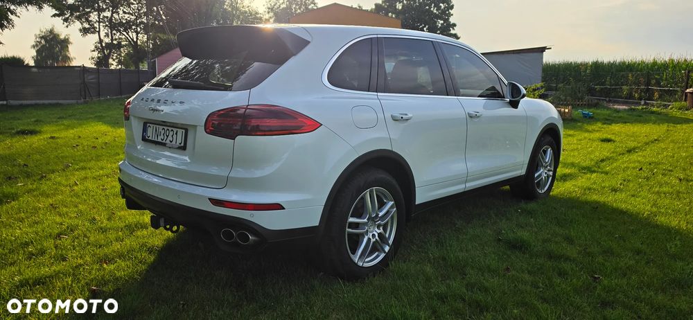 Porsche Cayenne Standard - 5