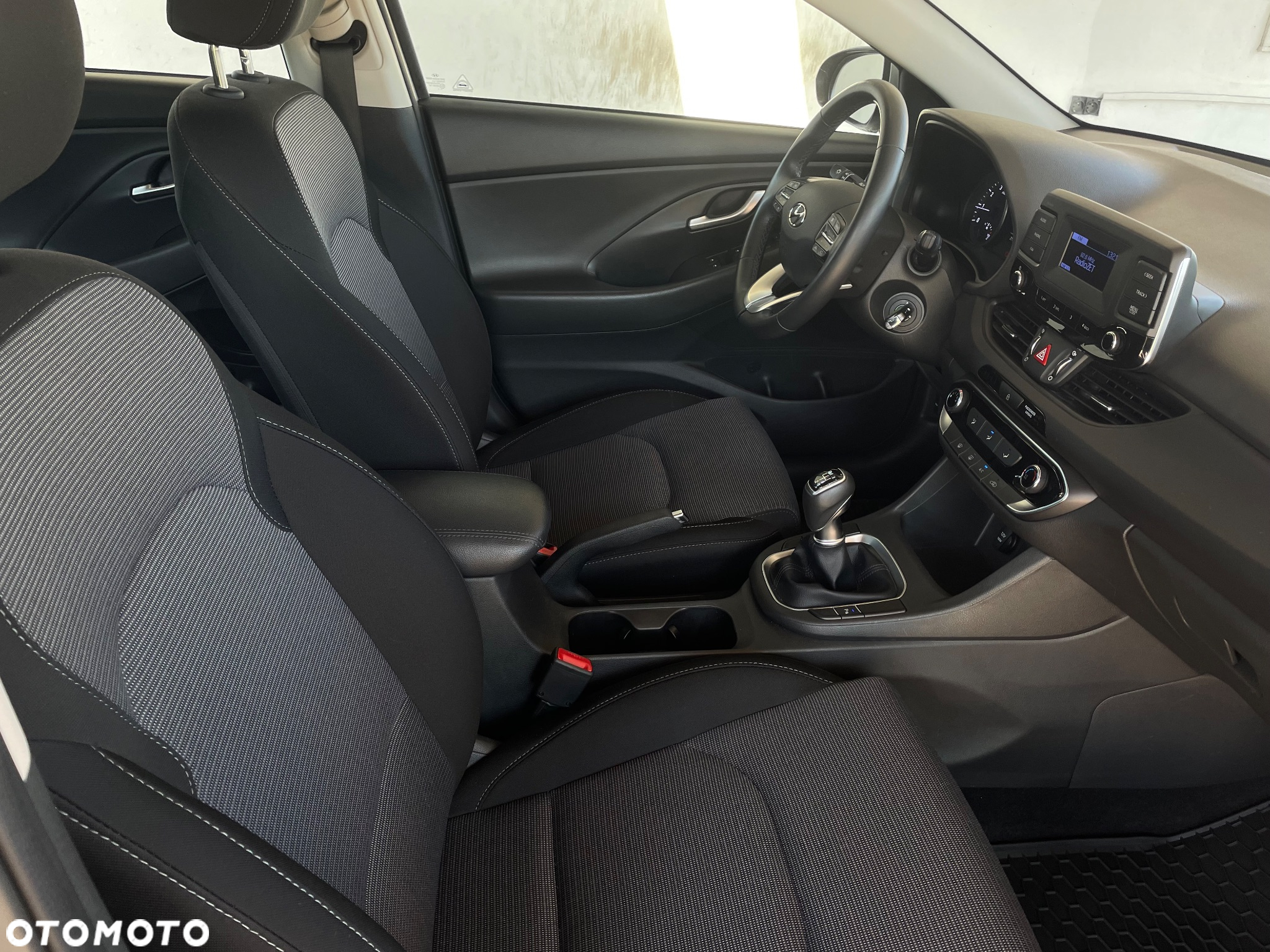Hyundai i30 1.5 DPI Classic + - 8