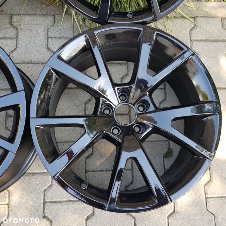 4x 8x19 ET26 5x112 Piasta 66,6 Nowy komplet felg aluminiowych Audi A4,A5,A6,A8 - 2