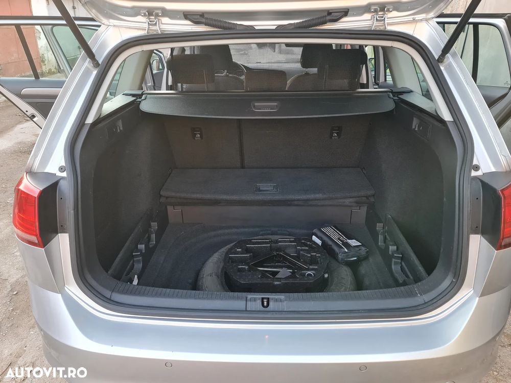 Volkswagen Golf 1.6 TDI BlueMotion Technology Lounge - 7