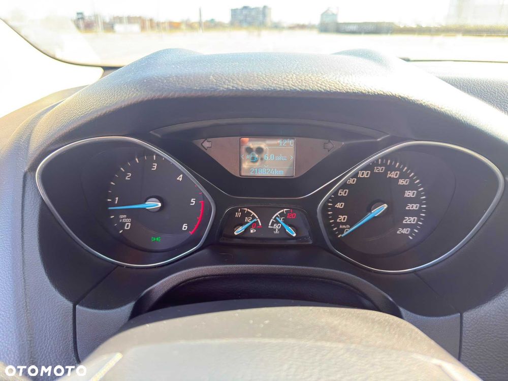 Ford Focus - 8