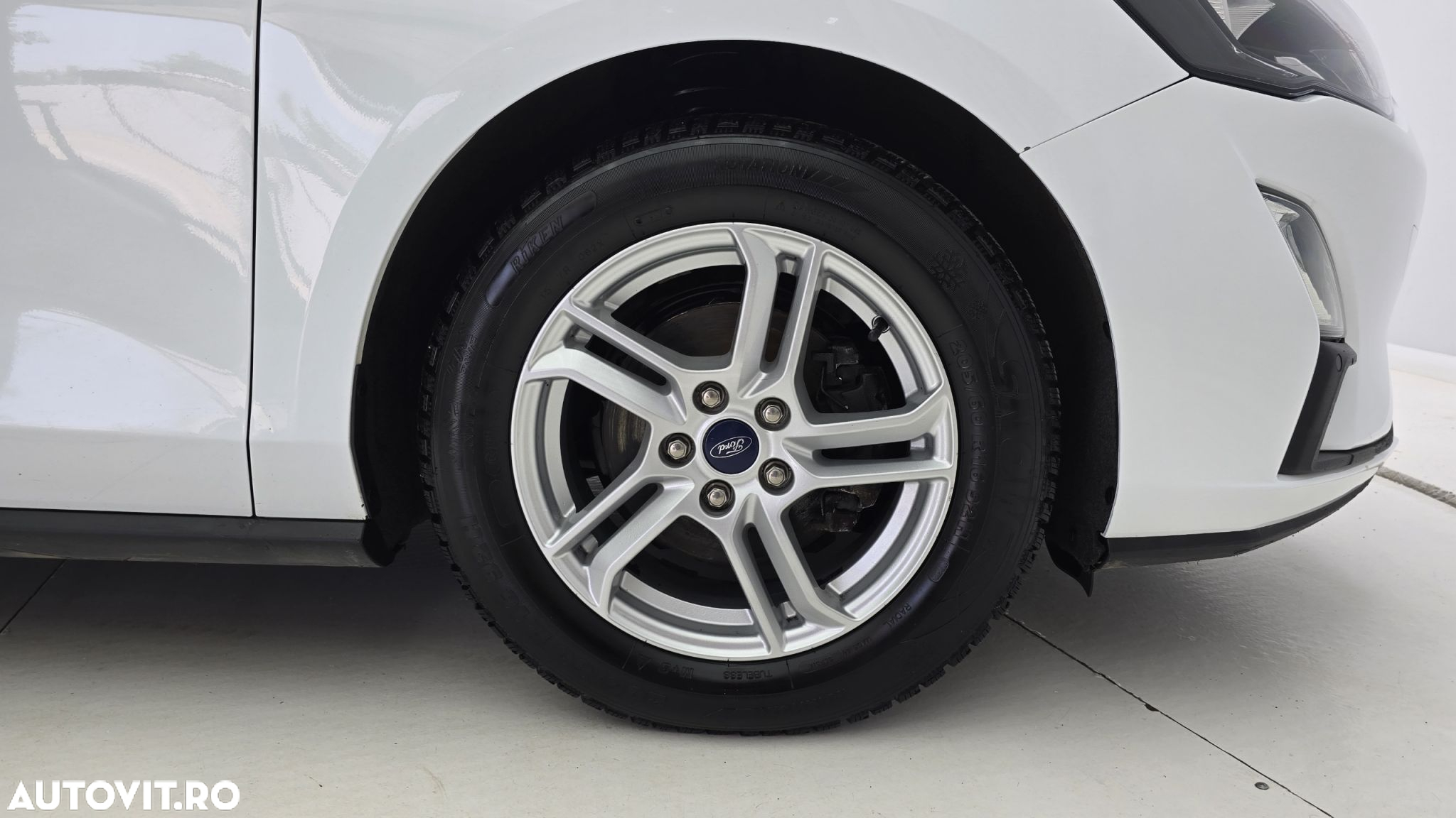 Ford Focus 1.5 EcoBlue Trend - 23