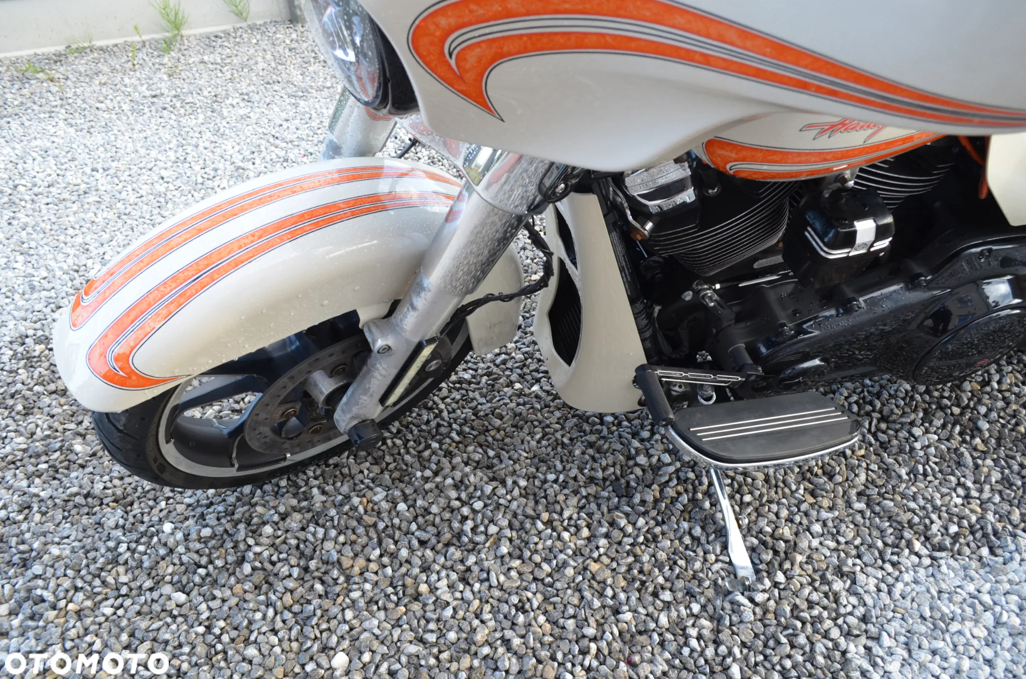 Harley-Davidson Touring Street Glide - 15