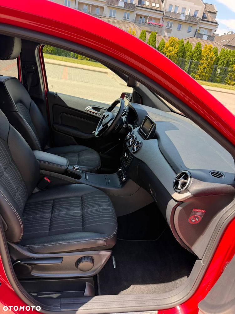 Mercedes-Benz Klasa B 180 (CDI) d 7G-DCT AMG Line - 11