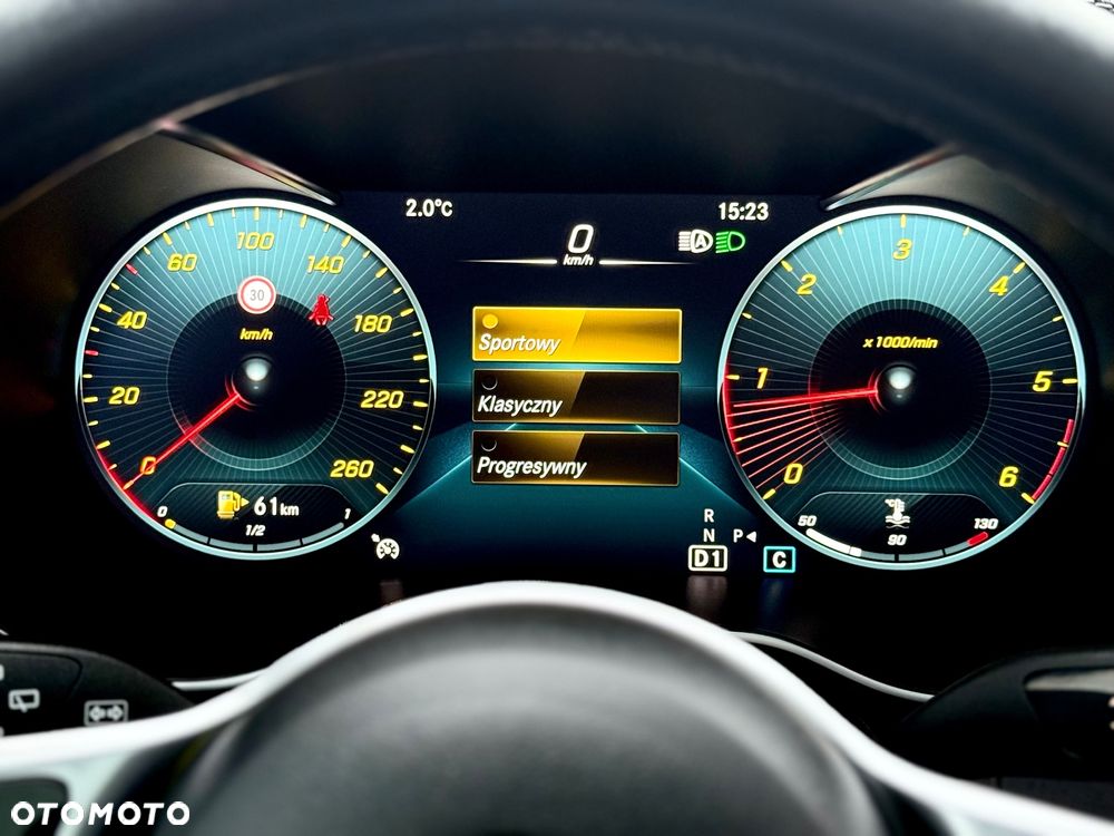 Mercedes-Benz GLC 200 d - 35