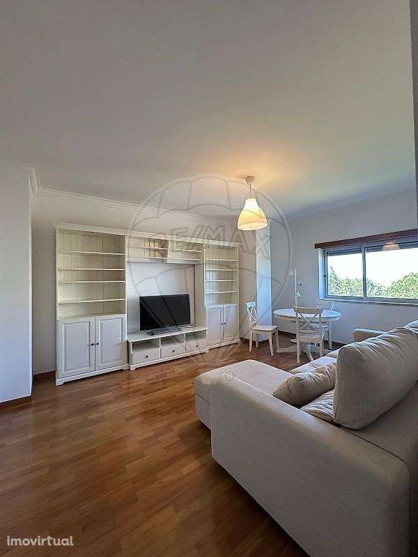 Apartamento T1 para arrendamento - Grande imagem: 2/15