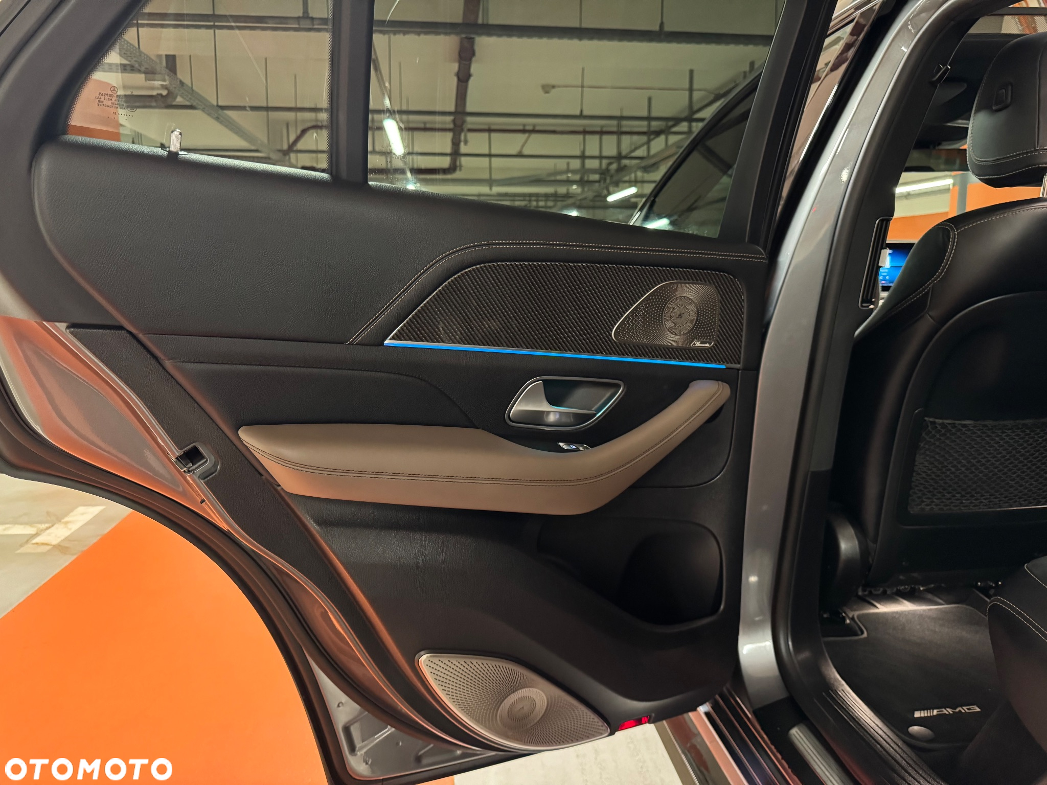 Mercedes-Benz GLE AMG Coupe 63 4-Matic Premium Plus - 24