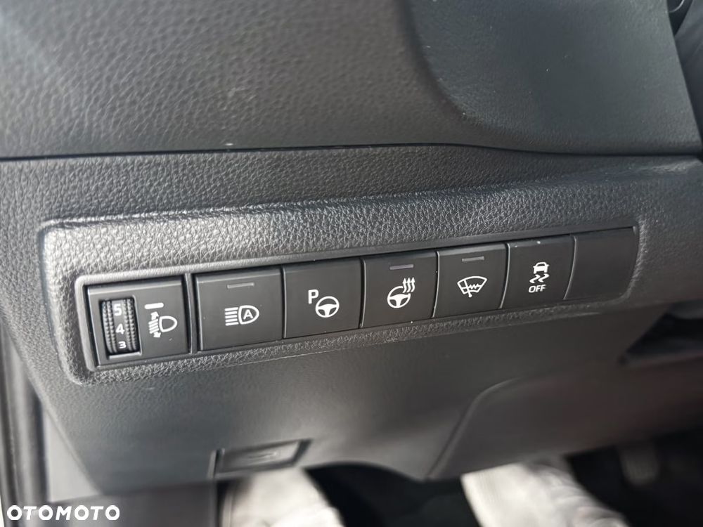 Toyota Corolla 1.8 Hybrid Comfort - 18