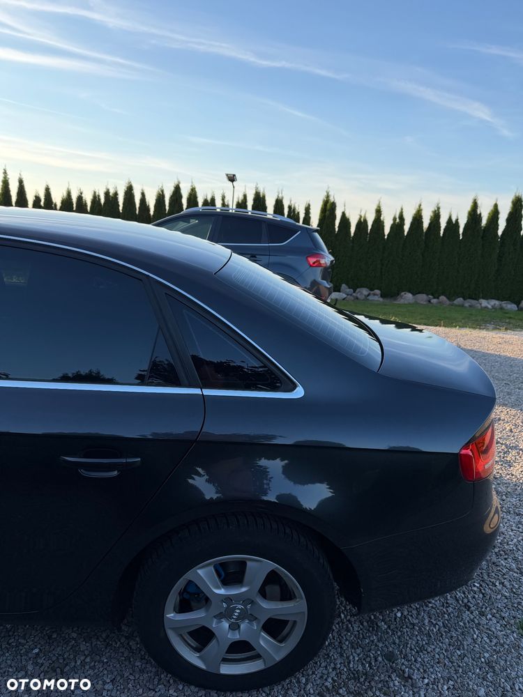 Audi A4 Limousine - 25