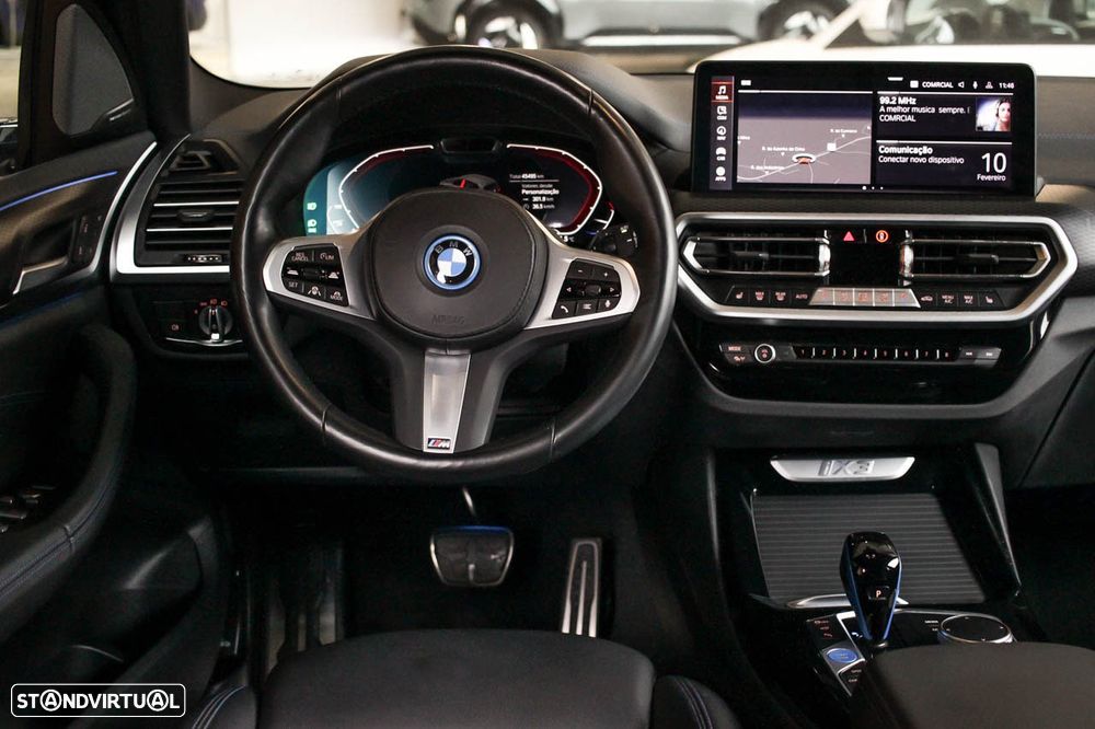 BMW iX3 M Sport Impressive - 10