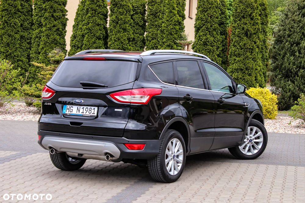 Ford Kuga 1.5 EcoBoost 2x4 Titanium - 16