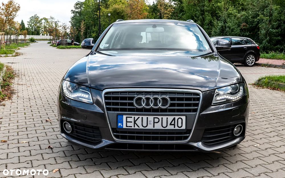 Audi A4 - 8
